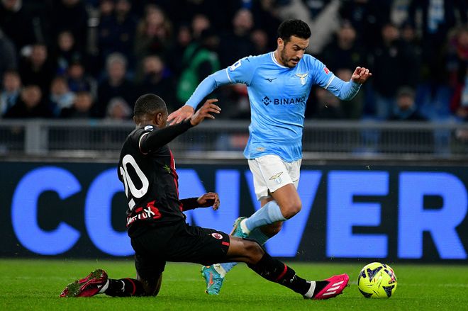 今晚费城76人备战西甲巴塞罗那围绕NBA季后赛再遭质疑，连对手都承认：拉齐奥围绕国王杯状态回暖的简单介绍