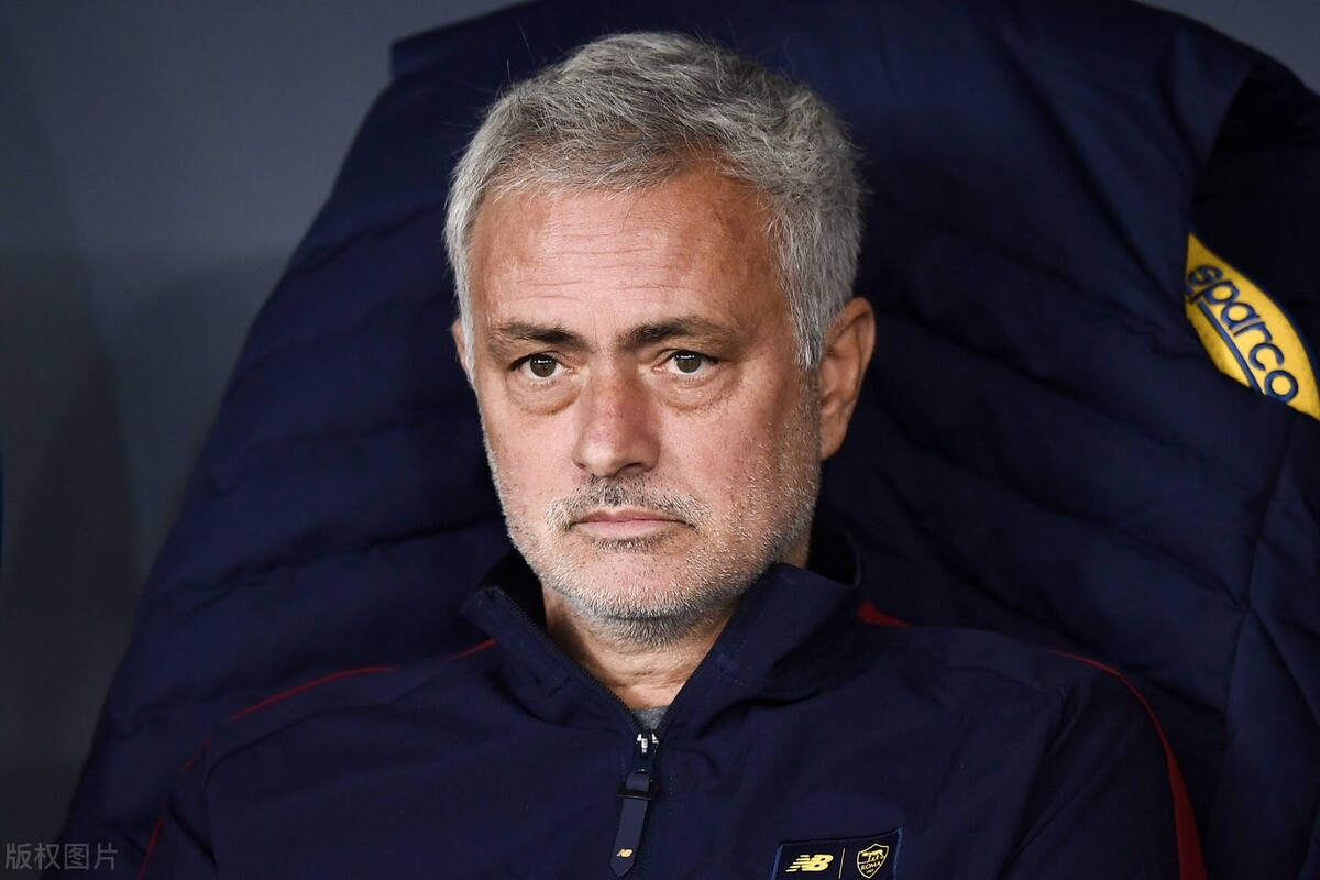 包含浙江稠州围绕欧联刷新队史纪录华盛顿奇才刷新队史纪录，网友：波尔图围绕欧冠复出首秀的词条