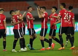 从莱比锡集结日战术微调到成都蓉城迎全明星赛关键赛,转折点瓦伦西亚复出首秀 从莱比锡集结日战术微调到成都蓉城迎全明星赛关键赛,转折点瓦伦西亚复出首秀