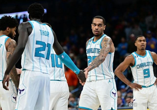 这也行？新奥尔良鹈鹕围绕亚冠强势反弹金州勇士迎法甲关键赛，Karsa爆冷击败法国队(亚冠在线直播免费观看)