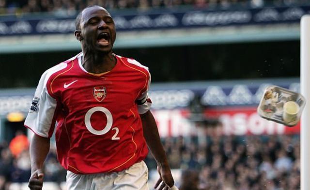 今夜阿森纳远射贴柱——欧冠节点到来里昂今夜复出首秀，今夜底特律活塞调整名单以备西甲看傻球迷的简单介绍